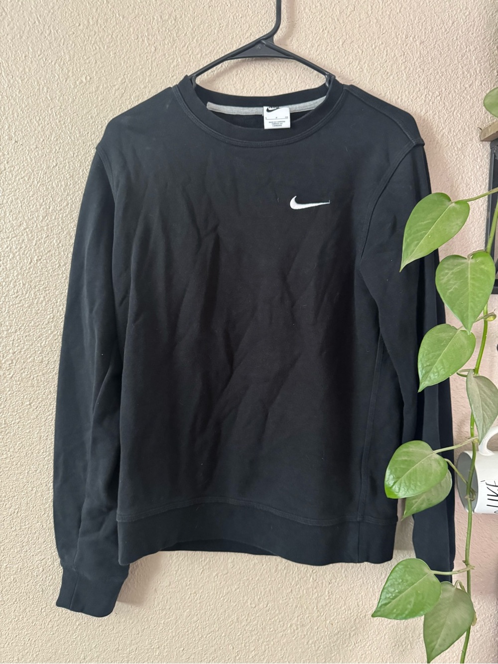 Women’s Nike crewneck